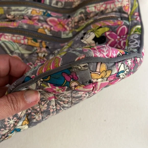 Disney Vera Bradley Triple Zip Hipster crossbody bag - Picture 5 of 14